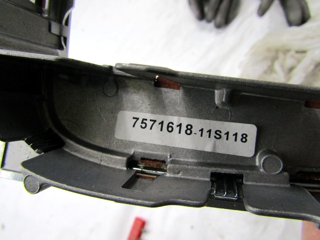 INTERIOR MOULDINGS HIGH-POLISHED OEM N. A2116802436 ORIGINAL PART ESED MERCEDES CLASSE E W211 BER/SW (03/2002 - 05/2006) DIESEL 32  YEAR OF CONSTRUCTION 2003