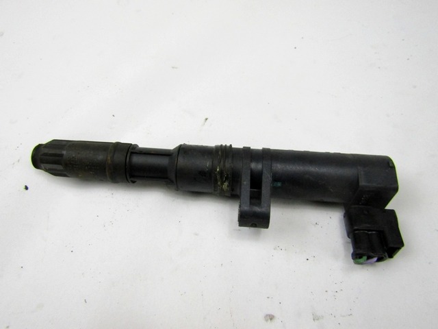IGNITION COIL OEM N. 8200568671 ORIGINAL PART ESED RENAULT CLIO (2005 - 05/2009) BENZINA 20  YEAR OF CONSTRUCTION 2007