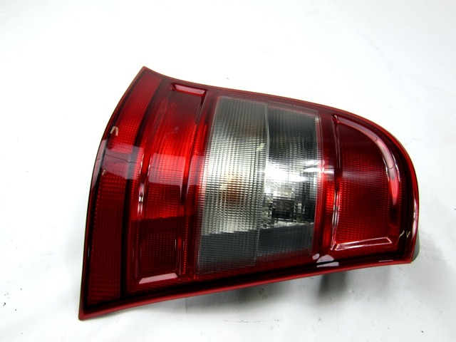 TAIL LIGHT, RIGHT OEM N. A1688200664 ORIGINAL PART ESED MERCEDES CLASSE A W168 5P V168 3P 168.031 168.131 (1997 - 2000) BENZINA 14  YEAR OF CONSTRUCTION 2000