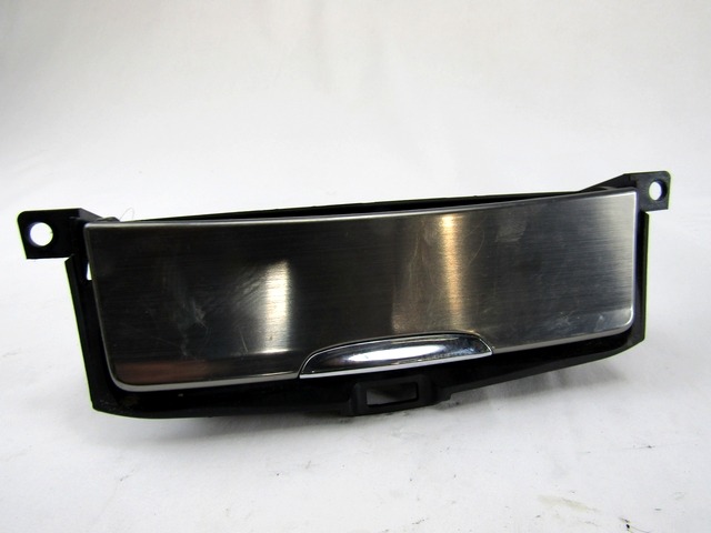 ASHTRAY INSERT OEM N. 8S71A04788CC ORIGINAL PART ESED FORD MONDEO BER/SW (2007 - 8/2010) BENZINA/GPL 20  YEAR OF CONSTRUCTION 2009