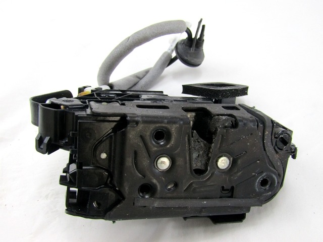 CENTRAL LOCKING OF THE RIGHT FRONT DOOR OEM N. 5TB837016A ORIGINAL PART ESED SEAT ATECA (DAL 2016)BENZINA 14  YEAR OF CONSTRUCTION 2018