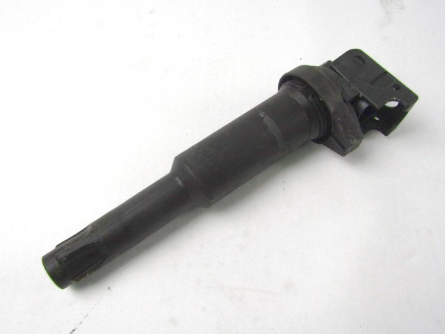 IGNITION COIL OEM N. 12138647689 ORIGINAL PART ESED BMW SERIE 3 BER/SW/COUPE/CABRIO E90/E91/E92/E93 (2005 - 08/2008) BENZINA 25  YEAR OF CONSTRUCTION 2006