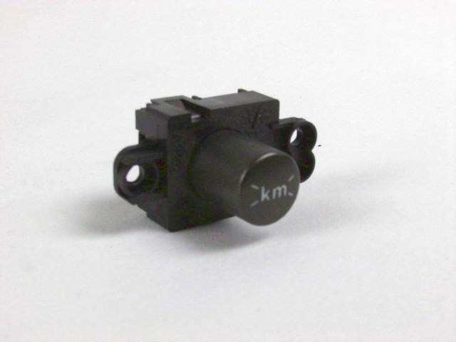VARIOUS SWITCHES OEM N. 1560303910 ORIGINAL PART ESED LANCIA THESIS (2002 - 2009) BENZINA 32  YEAR OF CONSTRUCTION 2003
