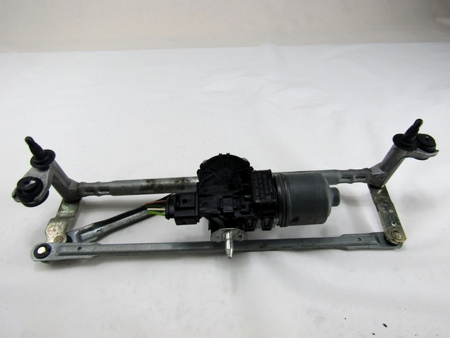 WINDSHIELD WIPER MOTOR OEM N. 6R1955119A ORIGINAL PART ESED VOLKSWAGEN POLO (06/2009 - 02/2014) BENZINA 12  YEAR OF CONSTRUCTION 2012