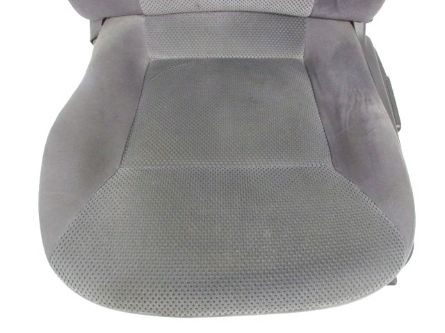 SEAT FRONT DRIVER SIDE LEFT . OEM N. 18904 SEDILE ANTERIORE SINISTRO TESSUTO ORIGINAL PART ESED FIAT CROMA (11-2007 - 2010) DIESEL 19  YEAR OF CONSTRUCTION 2007