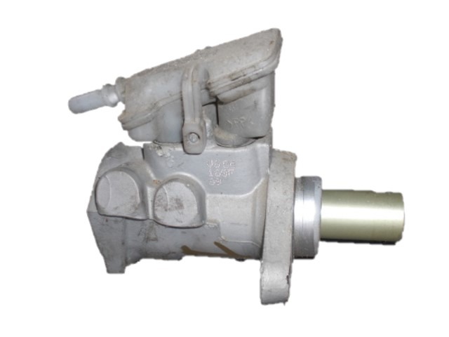 Brake Master Cylinder OEM 1100565 FORD TRANSIT CONNECT P65, P70, P80 (2002 - 2012) 18 DIESEL Year 2005 spare part used