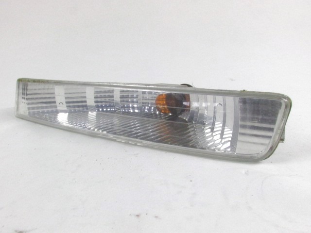 ADDITIONAL TURN INDICATOR LAMP OEM N. 89006705 ORIGINAL PART ESED OPEL VIVARO (2001 - 2006) DIESEL 19  YEAR OF CONSTRUCTION 2002