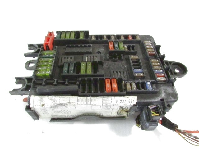 FUSE UNIT OEM N. 9337884 ORIGINAL PART ESED BMW SERIE 4 CABRIO COUPE GRAN COUPE F32/F33/F36/F82 (DAL 2013)DIESEL 20  YEAR OF CONSTRUCTION 2014