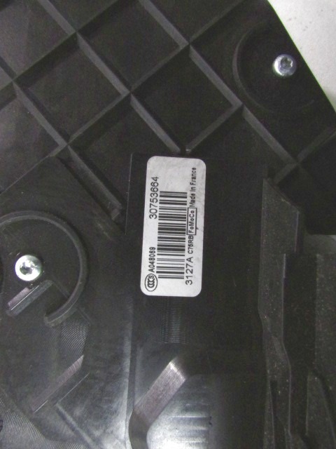 CENTRAL LOCKING OF THE RIGHT FRONT DOOR OEM N. 30753664 ORIGINAL PART ESED VOLVO C30 (2006 - 2012)DIESEL 16  YEAR OF CONSTRUCTION 2008