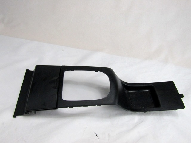 MOUNTING PARTS, CENTRE CONSOLE OEM N. 9651921177 ORIGINAL PART ESED PEUGEOT 207 / 207 CC WA WC WK (2006 - 05/2009) BENZINA 13  YEAR OF CONSTRUCTION 2007
