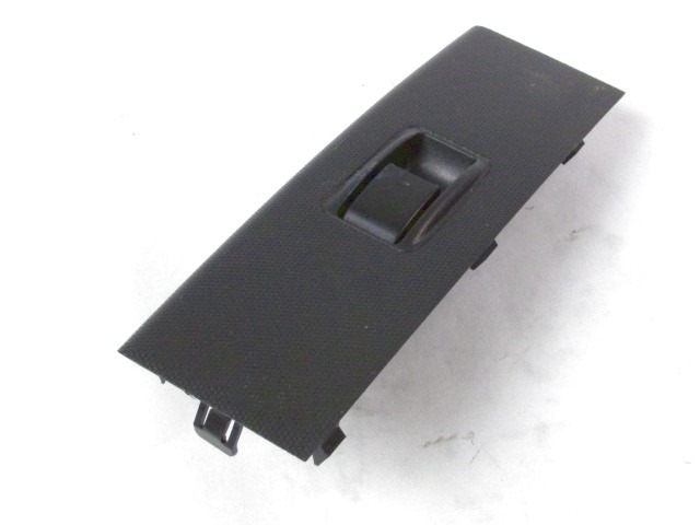 PUSH-BUTTON PANEL FRONT RIGHT OEM N. 84810-0F010 ORIGINAL PART ESED TOYOTA COROLLA VERSO (2004 - 2009) DIESEL 22  YEAR OF CONSTRUCTION 2006
