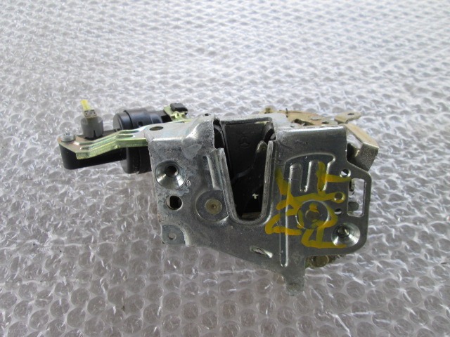 CENTRAL REAR RIGHT DOOR LOCKING OEM N. 1247300635 ORIGINAL PART ESED MERCEDES CLASSE E W210 BER/SW (1995 - 1999) BENZINA 20  YEAR OF CONSTRUCTION 1996