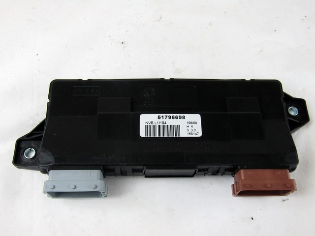 CONTROL OF THE FRONT DOOR OEM N. 51796698 ORIGINAL PART ESED FIAT CROMA (11-2007 - 2010) DIESEL 19  YEAR OF CONSTRUCTION 2009