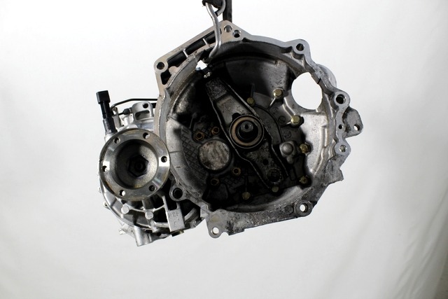 MANUAL TRANSMISSION OEM N. 16279 CAMBIO MECCANICO ORIGINAL PART ESED VOLKSWAGEN POLO (10/2001 - 2005) DIESEL 14  YEAR OF CONSTRUCTION 2003