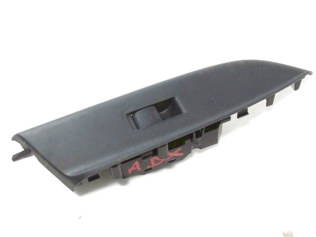 PUSH-BUTTON PANEL FRONT RIGHT OEM N. 35760-T5R-A011-M1 ORIGINAL PART ESED HONDA JAZZ (DAL 2013)BENZINA 13  YEAR OF CONSTRUCTION 2016