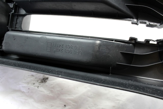 ARMREST, CENTRE CONSOLE OEM N. 6R0863241S ORIGINAL PART ESED VOLKSWAGEN POLO (06/2009 - 02/2014) DIESEL 12  YEAR OF CONSTRUCTION 2012