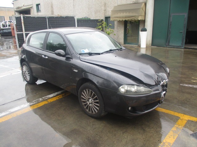 OEM N.  SPARE PART USED CAR ALFA ROMEO 147 937 RESTYLING (2005 - 2010)  DISPLACEMENT BENZINA 1,6 YEAR OF CONSTRUCTION 2006