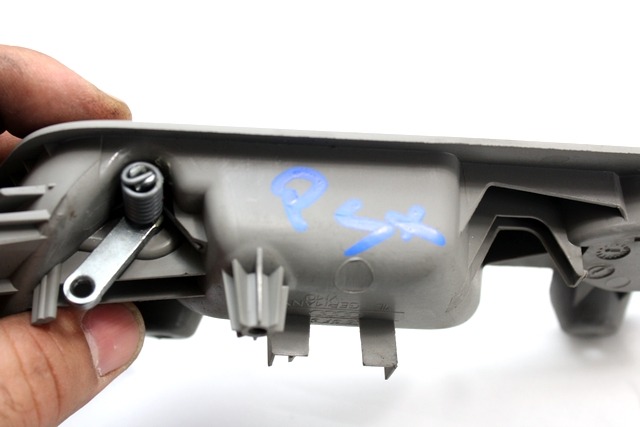 DOOR HANDLE INSIDE OEM N. 8E0839019 ORIGINAL PART ESED AUDI A4 8EC 8ED 8HE B7 BER/SW/CABRIO (2004 - 2007) DIESEL 20  YEAR OF CONSTRUCTION 2006