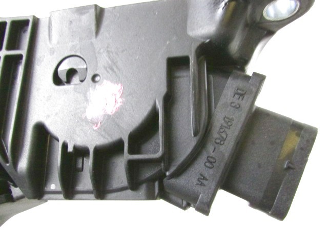 PEDALS & PADS  OEM N. 8W1723523 ORIGINAL PART ESED AUDI A4 B9 BER/SW (DAL 2015)DIESEL 20  YEAR OF CONSTRUCTION 2016