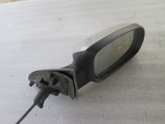 OUTSIDE MIRROR RIGHT . OEM N. 24420988 ORIGINAL PART ESED OPEL CORSA C (10/2000 - 2004) BENZINA 12  YEAR OF CONSTRUCTION 2001
