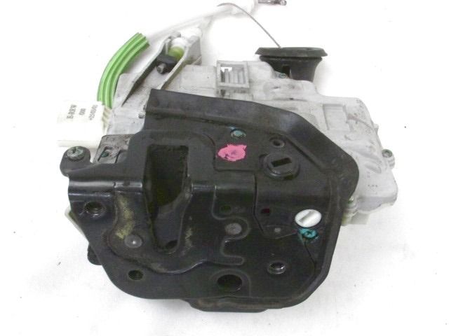 CENTRAL REAR RIGHT DOOR LOCKING OEM N. 4F0839016 ORIGINAL PART ESED AUDI A3 8P 8PA 8P1 (2003 - 2008)DIESEL 20  YEAR OF CONSTRUCTION 2005