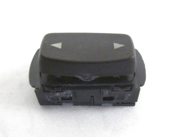 SEAT ADJUSTMENT SWITCH, FRONT OEM N. 9205903 ORIGINAL PART ESED BMW SERIE 3 BER/SW/COUPE/CABRIO E90/E91/E92/E93 LCI RESTYLING (09/2008 - 2012) DIESEL 20  YEAR OF CONSTRUCTION 2010