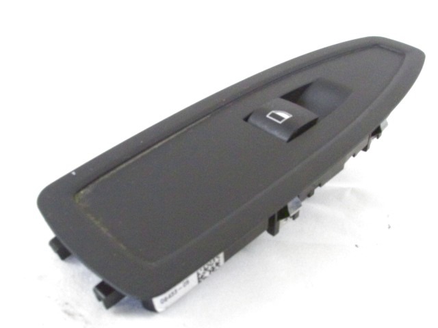 PUSH-BUTTON PANEL FRONT RIGHT OEM N. 9208107 ORIGINAL PART ESED BMW SERIE 1 BER/COUPE F20/F21 (2011 - 2015) DIESEL 20  YEAR OF CONSTRUCTION 2014