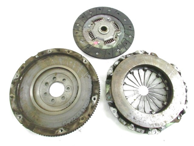 KIT CLUTCH / TWIN MASS FLYWHEEL OEM N. 8415 KIT FRIZIONE E VOLANO ORIGINAL PART ESED RENAULT MEGANE SCENIC (1996 - 1999) DIESEL 19  YEAR OF CONSTRUCTION 1999