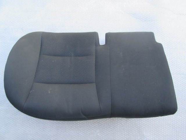 Back Seat Seating OEM 18260 Seduta sdoppiata  posteriore tessuto MERCEDES CLASSE A W169 5P C169 3P (2004 - 04/2008)  17 BENZINA Year 2004 spare part used