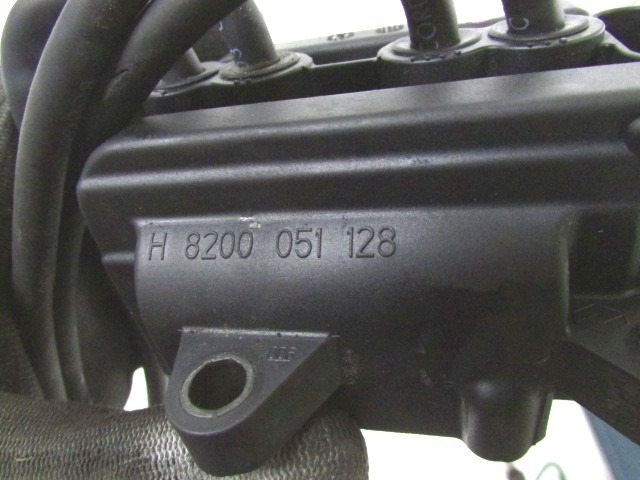 IGNITION COIL OEM N. 8200051128 ORIGINAL PART ESED RENAULT CLIO MK2 RESTYLING / CLIO STORIA (05/2001 - 2012) BENZINA 12  YEAR OF CONSTRUCTION 2001