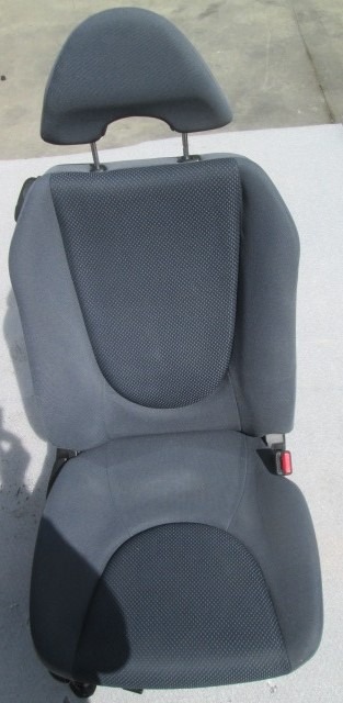 SEAT FRONT PASSENGER SIDE RIGHT / AIRBAG OEM N. 16816 SEDILE ANTERIORE DESTRO TESSUTO ORIGINAL PART ESED HONDA JAZZ MK2 (2002 - 2008) GD1 GD5 GD GE3 GE2 GE GP GG GD6 GD8 BENZINA 12  YEAR OF CONSTRUCTION 2008