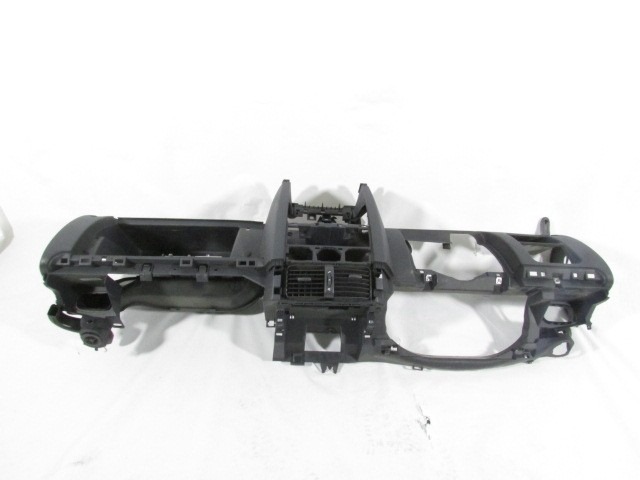 DASHBOARD OEM N. 8200273077 ORIGINAL PART ESED RENAULT CLIO MK2 RESTYLING / CLIO STORIA (05/2001 - 2012) DIESEL 15  YEAR OF CONSTRUCTION 2003