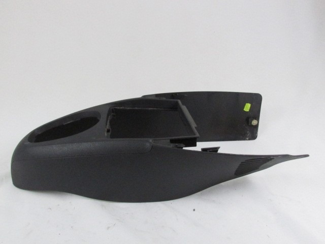 TUNNEL OBJECT HOLDER WITHOUT ARMREST OEM N. 8200071281 ORIGINAL PART ESED RENAULT CLIO MK2 RESTYLING / CLIO STORIA (05/2001 - 2012) DIESEL 15  YEAR OF CONSTRUCTION 2003