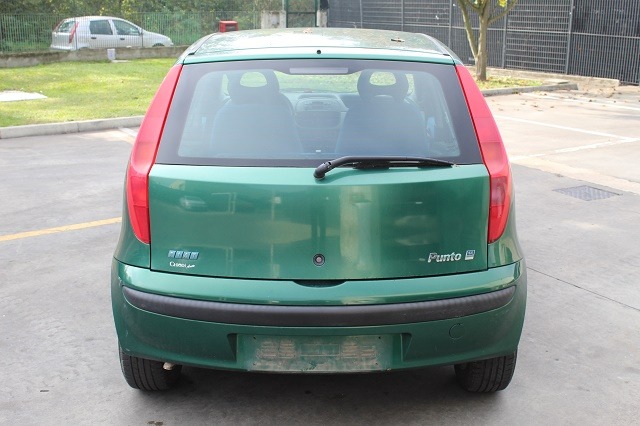 FIAT PUNTO 1.2 B 44KW 5M 5P (2000) RICAMBI IN MAGAZZINO