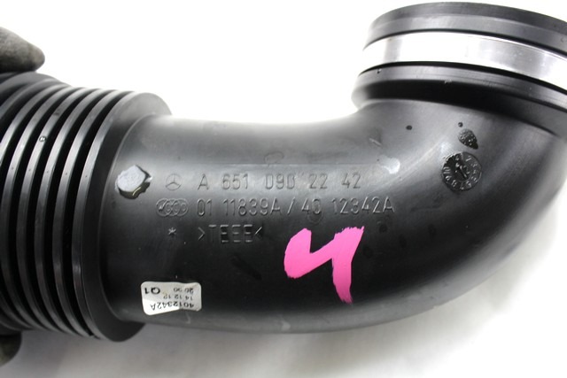 HOSE / TUBE / PIPE AIR  OEM N. A6510902242 ORIGINAL PART ESED MERCEDES CLASSE A W176 (2012 - 2018)DIESEL 18  YEAR OF CONSTRUCTION 2013