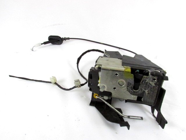 CENTRAL REAR RIGHT DOOR LOCKING OEM N. 1372480 ORIGINAL PART ESED FORD FUSION (2002 - 02/2006) BENZINA 14  YEAR OF CONSTRUCTION 2005