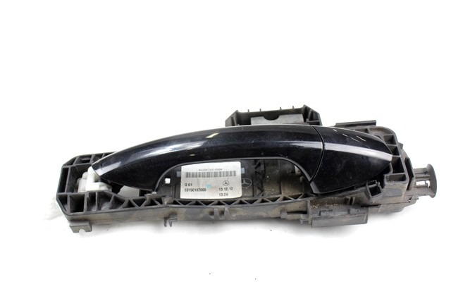 RIGHT FRONT DOOR HANDLE OEM N. A2047600270 ORIGINAL PART ESED MERCEDES CLASSE A W176 (2012 - 2018)DIESEL 18  YEAR OF CONSTRUCTION 2013
