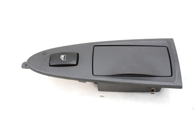 PUSH-BUTTON PANEL FRONT RIGHT OEM N. 735398869 ORIGINAL PART ESED FIAT CROMA (2005 - 10/2007)  DIESEL 24  YEAR OF CONSTRUCTION 2005