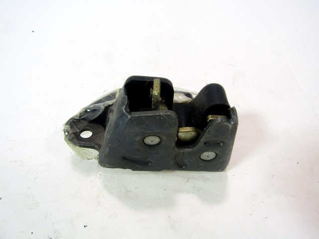 TRUNK LID LOCK OEM N. 46531842 ORIGINAL PART ESED FIAT BRAVO 182 (1995 - 10/1998) BENZINA 16  YEAR OF CONSTRUCTION 1996