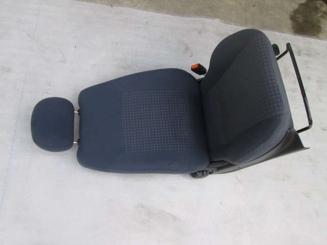 SEAT FRONT PASSENGER SIDE RIGHT / AIRBAG OEM N. 17575 SEDILE ANTERIORE DESTRO TESSUTO ORIGINAL PART ESED OPEL AGILA A (2000 - 2008) DIESEL 13  YEAR OF CONSTRUCTION 2005