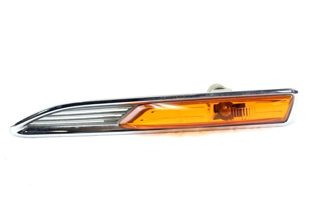 ADDITIONAL TURN INDICATOR LAMP OEM N. 7S71-13K354-AD ORIGINAL PART ESED FORD MONDEO BER/SW (2007 - 8/2010) DIESEL 18  YEAR OF CONSTRUCTION 2008