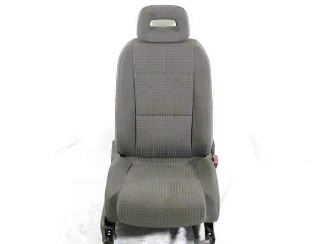 SEAT FRONT PASSENGER SIDE RIGHT / AIRBAG OEM N. 13360 SEDILE ANTERIORE DESTRO TESSUTO ORIGINAL PART ESED AUDI A2 8Z0 (1999 - 2005)BENZINA 14  YEAR OF CONSTRUCTION 2000