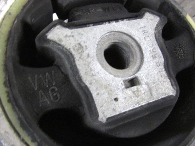 FRONT AXLE  OEM N. (D)1K0199369F ORIGINAL PART ESED AUDI A3 8P 8PA 8P1 (2003 - 2008)DIESEL 20  YEAR OF CONSTRUCTION 2003