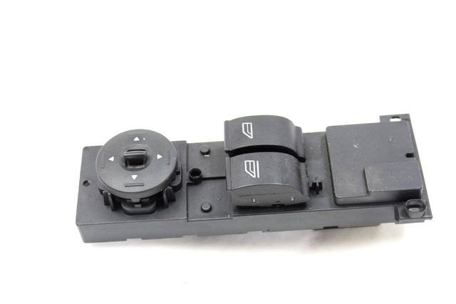 PUSH-BUTTON PANEL FRONT LEFT OEM N. 3M5T-14529-CF ORIGINAL PART ESED FORD FOCUS BER/SW (2005 - 2008) DIESEL 18  YEAR OF CONSTRUCTION 2006