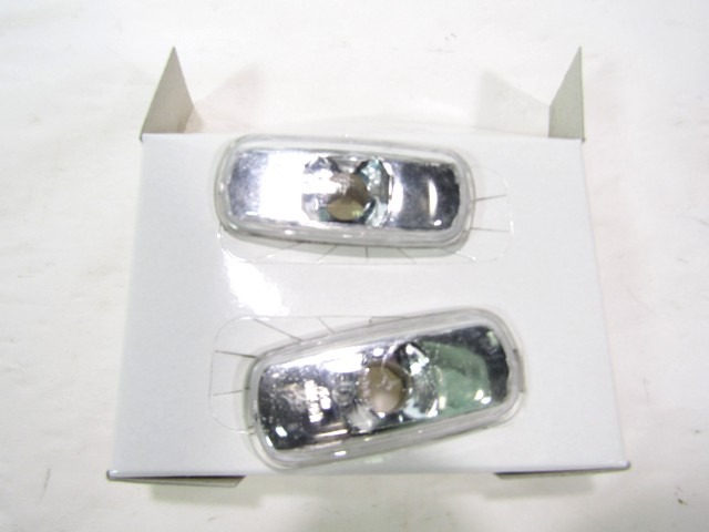 ADDITIONAL TURN INDICATOR LAMP OEM N. 33682630B ORIGINAL PART ESED AUDI A4 8E2 8E5 B6 BER/SW (2001 - 2005) DIESEL 19  YEAR OF CONSTRUCTION 2001