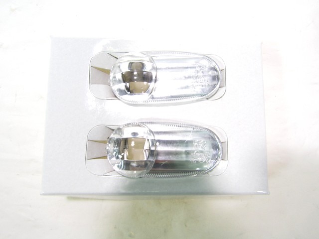 ADDITIONAL TURN INDICATOR LAMP OEM N. 13630220 ORIGINAL PART ESED ALFA ROMEO 147 937 (2001 - 2005)DIESEL 19  YEAR OF CONSTRUCTION 2002