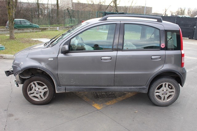 FIAT PANDA 4X4 1.3 51KW 5P D 5M (2008) RICAMBI IN MAGAZZINO