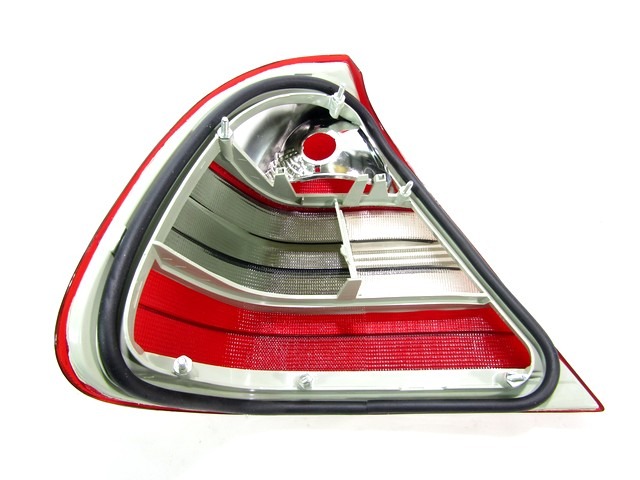 TAIL LIGHT, RIGHT OEM N. A2028202066 ORIGINAL PART ESED MERCEDES CLASSE C W202 BER/SW  (1993 - 2000) BENZINA 18  YEAR OF CONSTRUCTION 1996