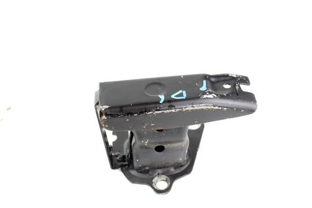 ADAPTATIONS FOR DISABLED CARS OEM N. 108444 COPPIA STAFFE SUPPORTI TRAVERSA PARAURTI PO ORIGINAL PART ESED RENAULT KANGOO (DAL 2013)DIESEL 15  YEAR OF CONSTRUCTION 2018