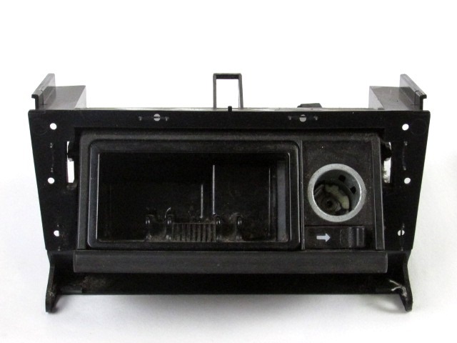 ASHTRAY INSERT OEM N. 2108213551 ORIGINAL PART ESED MERCEDES CLASSE C W202 BER/SW  (1993 - 2000) DIESEL 22  YEAR OF CONSTRUCTION 2000